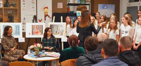 Pogovor s Kristino Krhin, nastop zbora, fofo K Papez